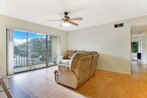 208 Foxtail Dr APT A2, Greenacres, FL 33415, Sold 11/08/21