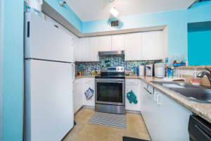 177 Yacht Club Way, Hypoluxo, FL 33462, Sold 05/10/22