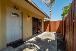 134 Springdale Cir, Palm Springs, FL 33461, Sold 11/17/21
