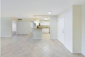 1000 Spanish River Rd #3f, Boca Raton, FL 33432, Sold 01/18/22