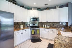 10519 Galleria St, Wellington, FL 33414, Sold 02/25/22