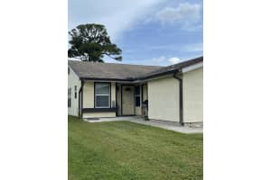 1749 SE Linpark Ct, Port St. Lucie, FL 34952, Sold 12/02/21