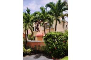 89 Uno Lago Dr, North Palm Beach, FL 33408, Sold 11/10/21