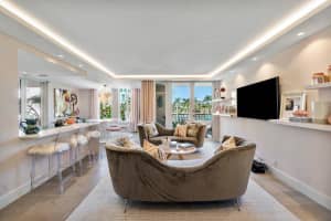 100 SE 5th Ave, Boca Raton, FL 33432, Sold 01/13/22