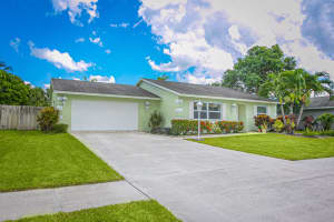 131 Martin Cir, Royal Palm Beach, FL 33411, Sold 11/19/21