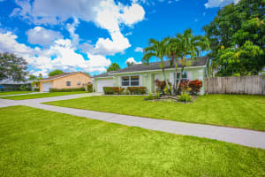 131 Martin Cir, Royal Palm Beach, FL 33411, Sold 11/19/21