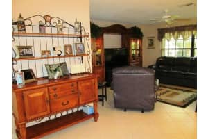 3317 Jog Park Dr, Greenacres, FL 33467, Sold 11/12/21