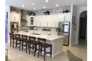 9141 Pineville Dr, Lake Worth, FL 33467, Sold 12/01/21