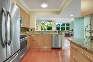 101 SE 20th Ave, Deerfield Beach, FL 33441, Sold 12/10/21