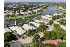 121 Victoria Bay Ct, Palm Beach Gardens, FL 33418, Sold 12/10/21