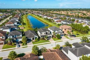 5710 Sandbirch Wy, Lake Worth, FL 33463, Sold 12/03/21