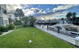 698 NE Spanish River Blvd, Boca Raton, FL 33431, Sold 12/18/21