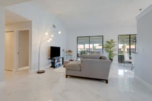 10223 N Circle Lake Dr, Boynton Beach, FL 33437, Sold 11/17/21