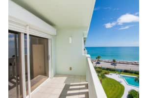4049 Ocean Dr, Vero Beach, FL 32963, Sold 02/11/22
