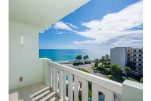 4049 Ocean Dr, Vero Beach, FL 32963, Sold 02/11/22