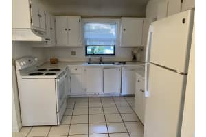 6611 S Parkway Dr, Margate, FL 33068, Sold 01/24/22