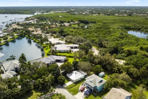 604 SW 11th Ct, Palm City, FL 34990, Sold 11/29/21