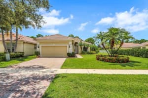 6791 SE Twin Oaks Cir, Stuart, FL 34997, Sold 01/05/22