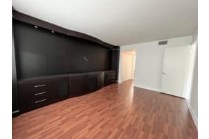 4235 N University Dr, Sunrise, FL 33351, Sold 03/30/22