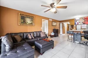 126 Sparrow Dr #19a, Royal Palm Beach, FL 33411, Sold 11/30/21