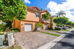 3234 Mirella Dr, Riviera Beach, FL 33404, Sold 01/18/22