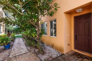 3234 Mirella Dr, Riviera Beach, FL 33404, Sold 01/18/22