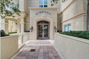 403 S Sapodilla Ave, West Palm Beach, FL 33401, Sold 12/13/21