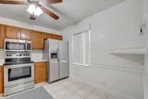 7647 Haverhill Rd, Lake Worth, FL 33463, Sold 11/18/21
