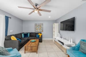 6020 Strawberry Lakes Cir, Lake Worth, FL 33463, Sold 11/30/21