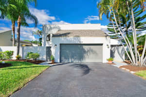 930 NW 22nd Ave, Delray Beach, FL 33445, Sold 11/19/21