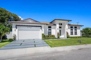 241 Gregory Pl, West Palm Beach, FL 33405, Sold 11/22/21