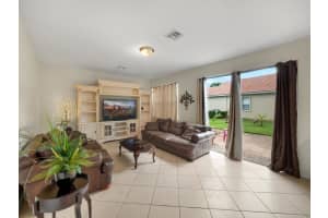2368 NW Del Corso Ct, Port St. Lucie, FL 34986, Sold 11/15/21