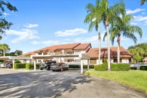 6060 SE Martinique Dr, Stuart, FL 34997, Sold 11/22/21