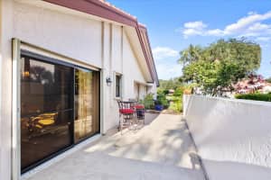 6060 SE Martinique Dr, Stuart, FL 34997, Sold 11/22/21