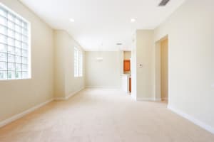 880 Millbrae Ct, West Palm Beach, FL 33401, Sold 11/01/21