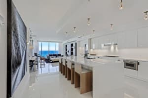 5000 N Ocean Dr, Riviera Beach, FL 33404, Sold 01/13/22