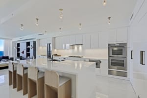 5000 N Ocean Dr, Riviera Beach, FL 33404, Sold 01/13/22