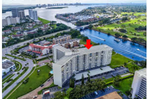 336 Golfview Rd, North Palm Beach, FL 33408, Sold 01/05/22