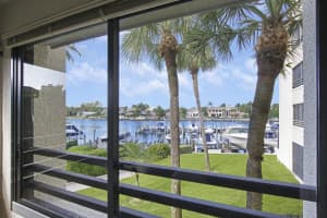 522 Oak Harbour Dr, Juno Beach, FL 33408, Sold 06/01/22
