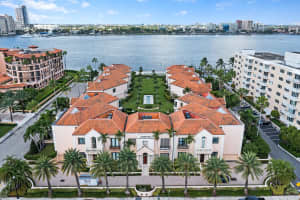 236 Bradley Pl, Palm Beach, FL 33480, Sold 11/30/21