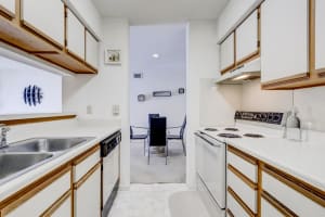 949 Riverside Dr, Coral Springs, FL 33071, Sold 12/30/21