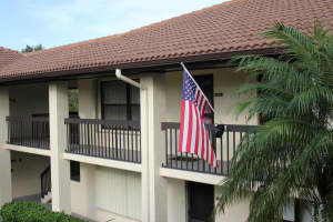 211 SW South River Dr, Stuart, FL 34997, Sold 01/14/22