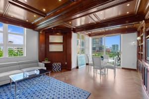 403 S Sapodilla Ave, West Palm Beach, FL 33401, Sold 05/04/22