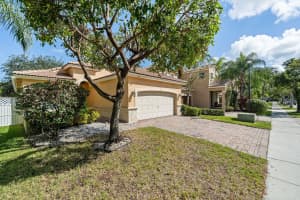 1211 W Magnolia Cir, Delray Beach, FL 33445, Sold 01/24/22