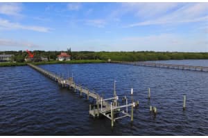 3738 Outrigger Dr, Fort Pierce, FL 34946, Sold 12/17/21