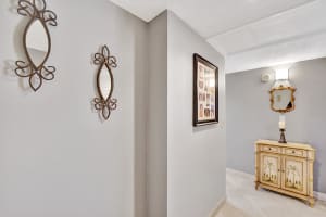 250 NE 20th St, Boca Raton, FL 33431, Sold 01/25/22