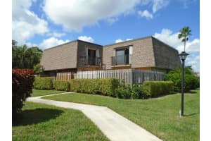 2897 SW 22nd Cir #44b, Delray Beach, FL 33445, Sold 12/17/21