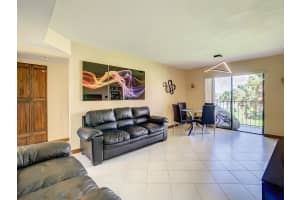 1820 W 53rd St, Hialeah, FL 33012, Sold 11/10/21