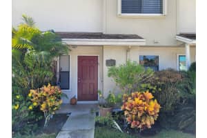 203 Shoreview Dr, Greenacres, FL 33463, Sold 11/29/21