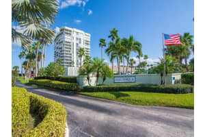 2700 N Hwy A1A, Fort Pierce, FL 34949, Sold 12/01/21